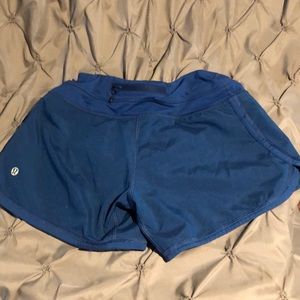 Lululemon running shorts size 4